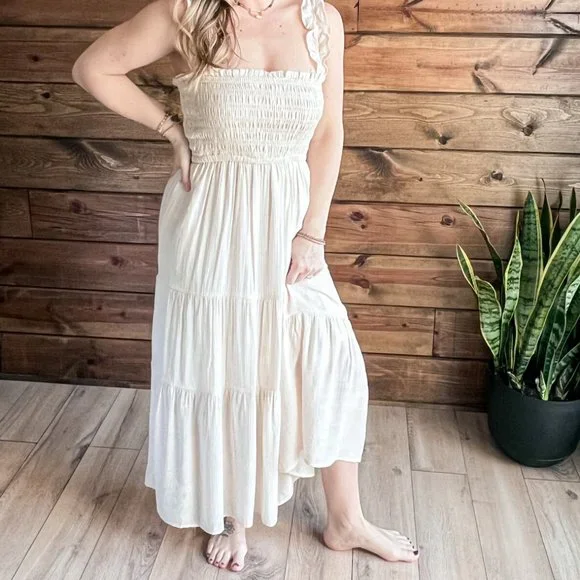 THE SIENNA IVORY DRESS - Picture 2 of 14